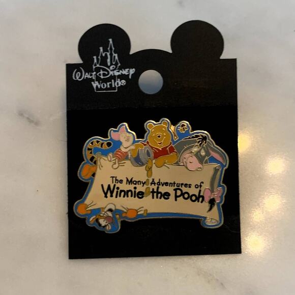 Vintage Many Adventures Winnie the Pooh Disney Trading Pin - Picture 1 of 2